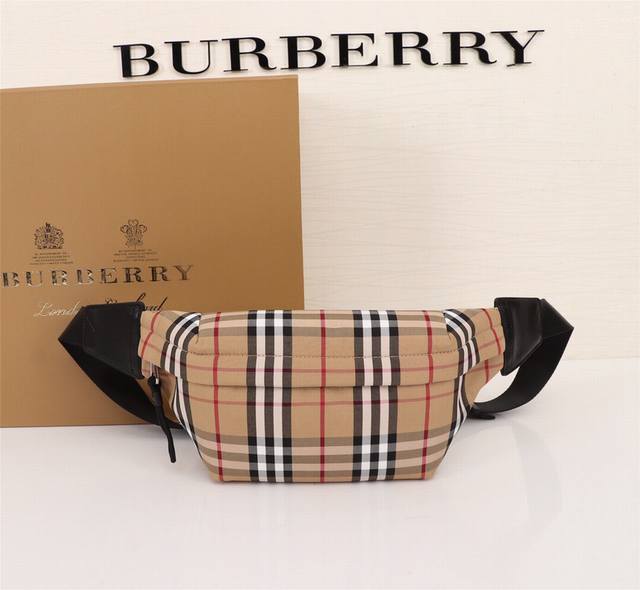 新色 -Burberry 博柏利 18新款经典格纹腰包男女通用 经典格子 双头拉链 腰包斜挎包尺寸 19-13-5 #40715#