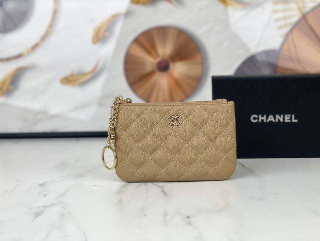 Chanel 吊坠零钱包款号a50168顶级皮料五金 菱格纹路.原单品质 细节美到淋漓尽致全套包装 尺寸14-10-1Cn 图片色