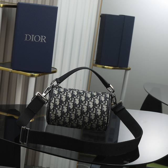 市场最高版本 欢迎对比 点击长按翻译 Roller Dior Oblique :1Espo219Yky_H27E . Dior Oblique Dior . .