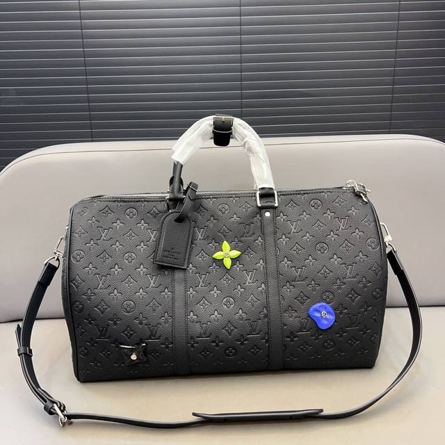 Louisvuitton 路易威登 Keepall 旅行袋 手提包袋 机场包 采用精湛镶嵌细工 实物拍摄 原厂原版面料 配送防尘袋 50 X 28 Cm