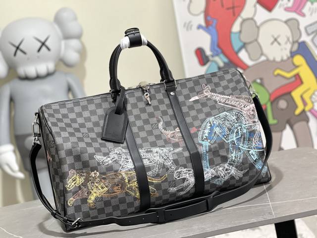 调价批 独家实拍n45281黑格印花 路易威登经典 Keepall 旅行袋此次取材 Damier Graphite 帆布 以护照印章图案呈现野生动物自由奔跑的生