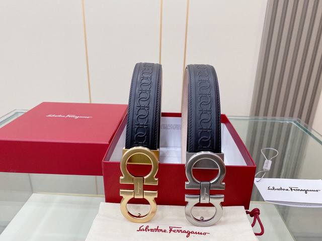 Ferragamo菲拉格慕 皮帶腰帶 將摩登設計與精湛的手工技藝完美結合；打造出風格華貴典雅，實用性和款式並重；手感柔軟舒中， Cm寬 搭配最新原版真空電鍍五金