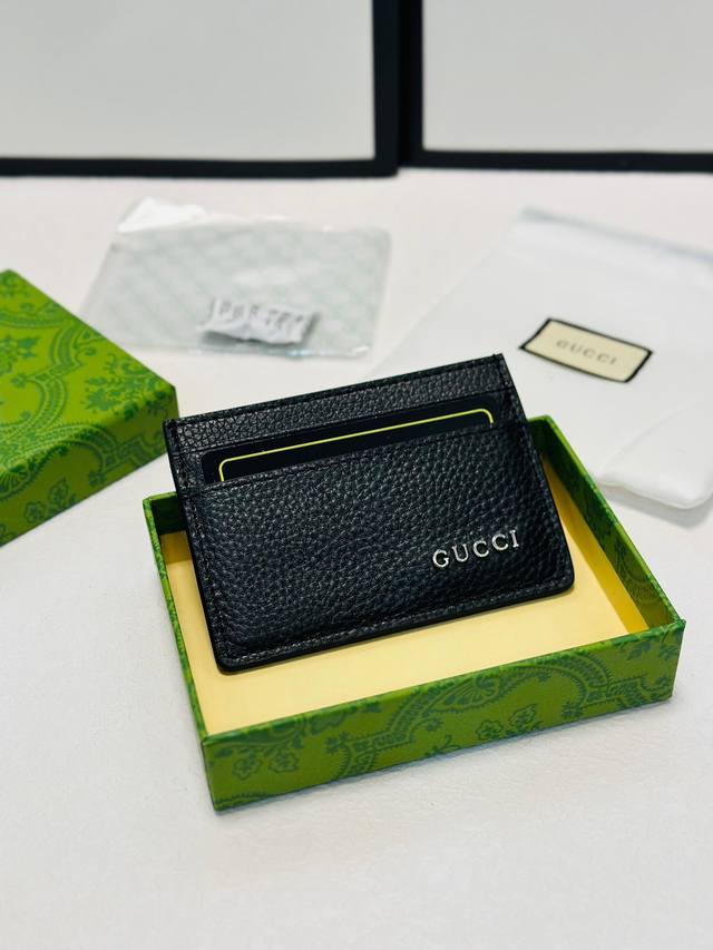 颜色 黑尺寸 9X5纯皮卡包 超级自留。两用卡包钱包卡位钞票位 特别实用