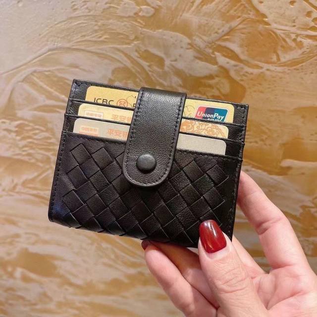颜色 黑尺寸 10X9Bv纯皮卡包 超级自留。两用卡包钱包12个卡位钞票位 特别实用