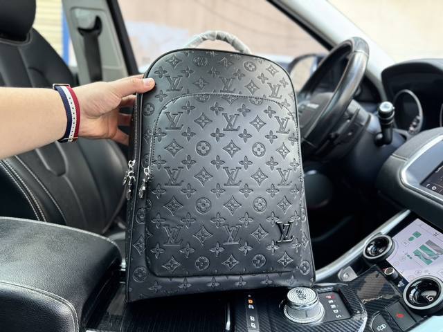 高端货新款 “Louos Vuitton”Lv双肩包 N40499 路易威登 Louis Vuitton Avenue 可调节肩带棋盘格设计拉链开合 涂层帆布拼