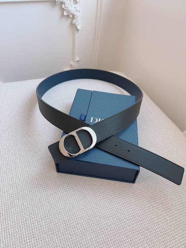 Dior 迪奥法国原厂皮料，黑色 海军蓝全皮 品质毋庸置疑 没有更好 只有最好 尺寸3.5厘米