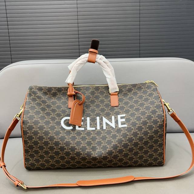 Celine 赛琳 Keepall 旅行袋 手提包袋 机场包 采用精湛镶嵌细工，实物拍摄 原厂原版面料 配送防尘袋 50 X 28 Cm。