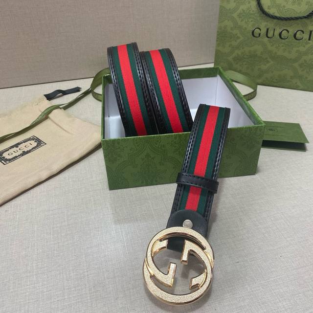 宽度40mm [Gucci 复古双G腰带 Gucci belt皮带 没有选经典爆款纯色双G,买的人实在是太多了...入手的这款标志性红绿织带黑色双G风格更中性百