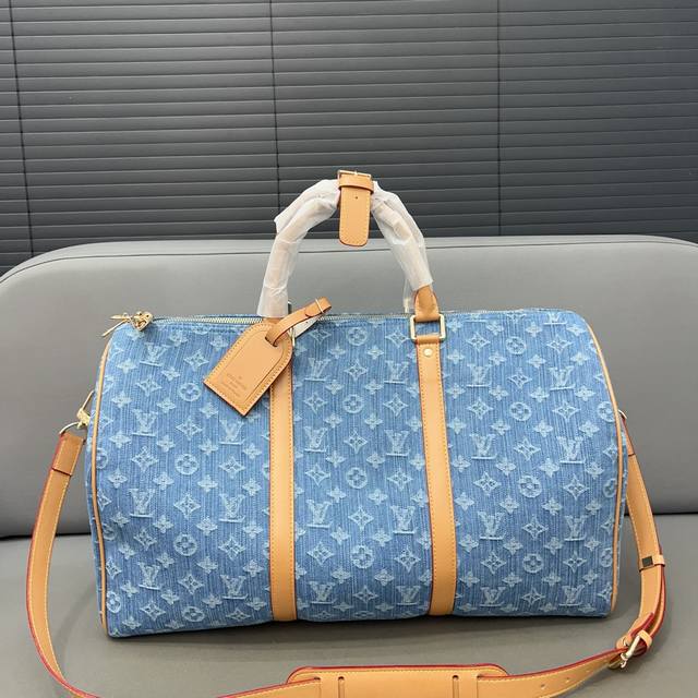 Louisvuitton 路易威登 KEEPALL旅行袋 手提包袋 机场包 采用精湛镶嵌细工，实物拍摄 原厂原版面料 配送 防尘袋 50 x 29cm。