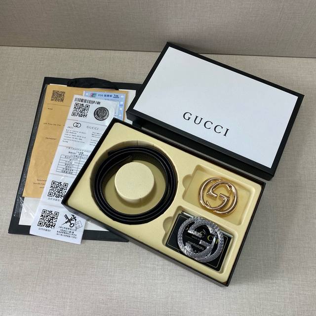 G精品款 ☆双扣礼盒套装 含礼盒 专柜有售 Gucci专柜在售正品 此款采用头层牛皮制作 走线油边细致 正品开模 搭配广州原版扣经久耐用、3.8Cm规格 送打眼